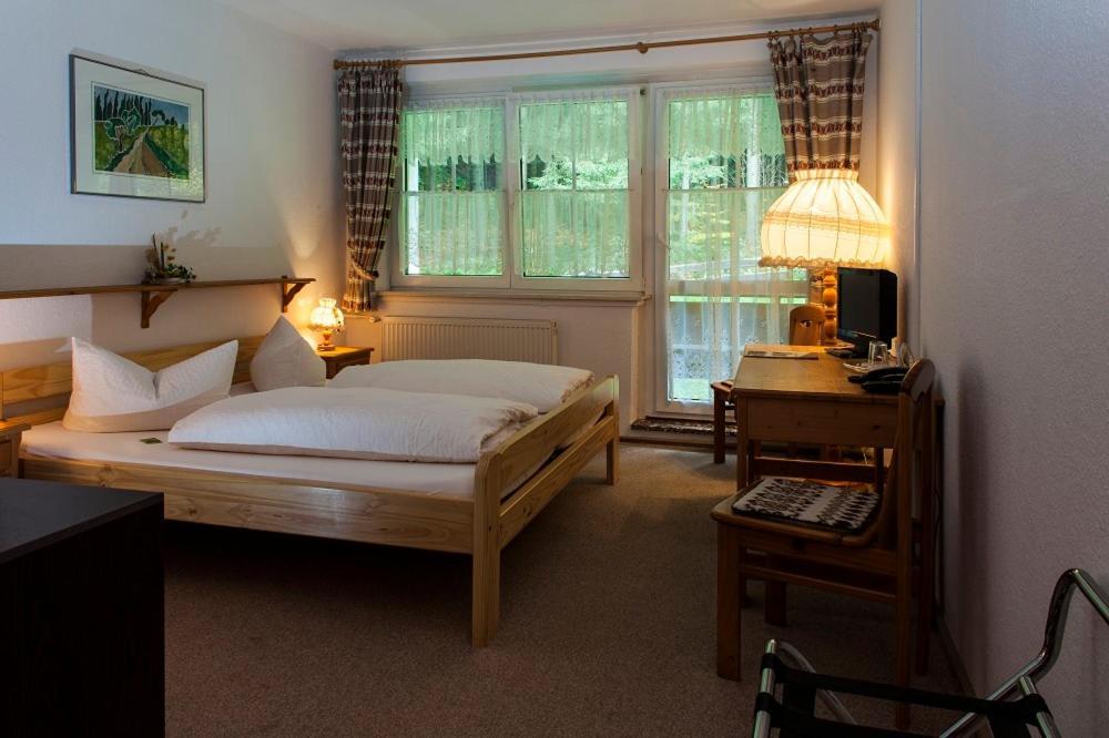 Hotel Rodebachmuehle Георгенталь Экстерьер фото